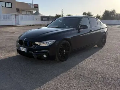 Usata BMW 320 Luxury Line 184 CV (135 kW) 2013 Berlina