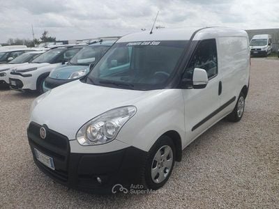 Usata Fiat Doblò 105 CV (77 kW) 2014 Bianco Monovolume