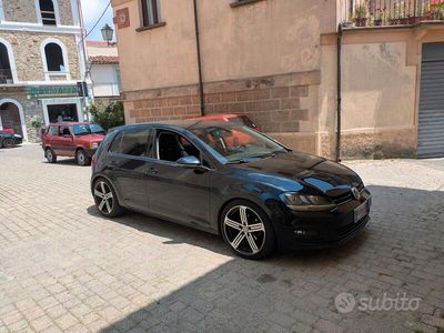 Usata VW Golf VII 110 CV (80 kW) 2014 Utilitaria
