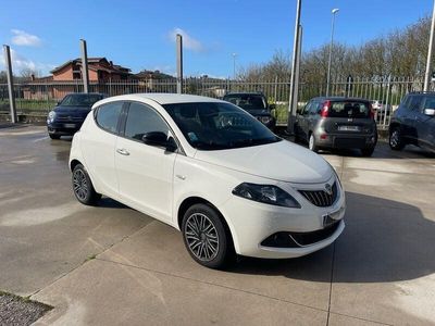 usata Lancia Ypsilon 1.0 FireFly 5 porte S&S Hybrid Ecochic Gold del 2022 usata a Ceccano