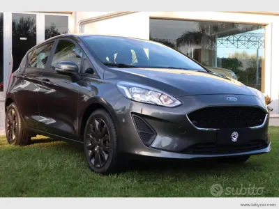 Second-hand Ford Fiesta 86 CP (63 kW) 2018 Gri Hatchback