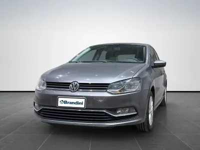 Usata VW Polo Comfortline 75 CV (55 kW) 2016 Grigio SUV