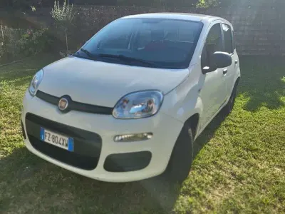 Usata Fiat Panda Pop 69 CV (50 kW) 2020 Bianco Utilitaria