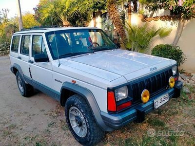 Occasion Jeep Cherokee 86 ch (63 kW) 1990 Blanc SUV