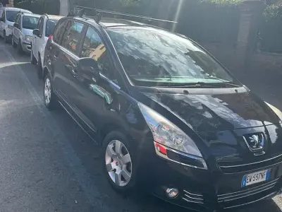 Usata Peugeot 5008