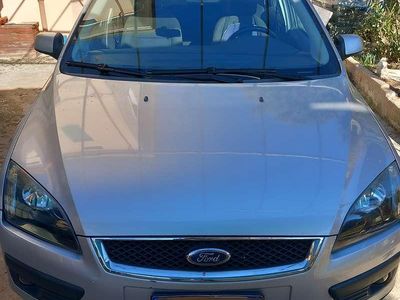 Usata Ford Focus Style 90 CV (66 kW) 2006 Grigio Station wagon