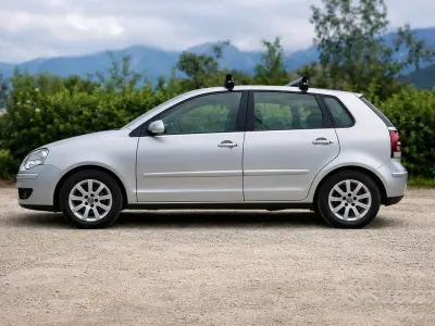 Usata VW Polo Comfortline 80 CV (58 kW) 2008 Grigio Utilitaria