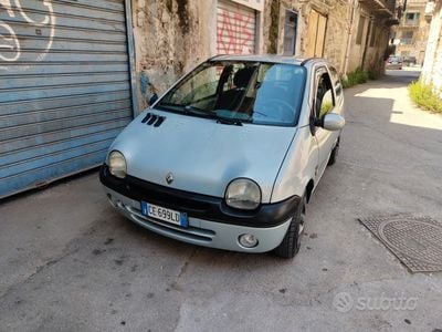 Usata Renault Twingo 75 CV (55 kW) 2003 Grigio Utilitaria