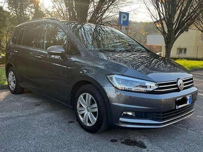 Usata VW Touran Comfortline 116 CV (85 kW) 2019 Grigio Monovolume