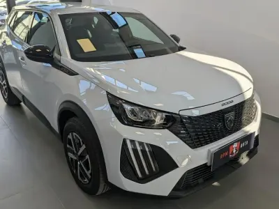 Nuova Peugeot 2008 Style 101 CV (74 kW) 2025 Bianco SUV