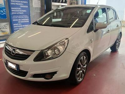 Usata Opel Corsa Enjoy 85 CV (62 kW) 2010 Bianco Berlina