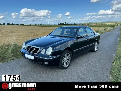 Usata Mercedes E430 279 CV (205 kW) 1999 Nero Berlina