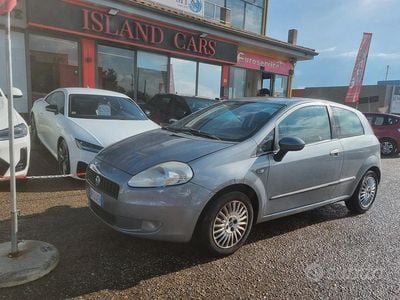 Usata Fiat Punto 69 CV (50 kW) 2006 Grigio Utilitaria