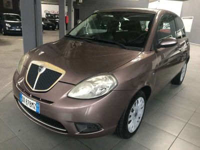 usata Lancia Ypsilon Ypsilon1.4 8v Argento ecochic Gpl