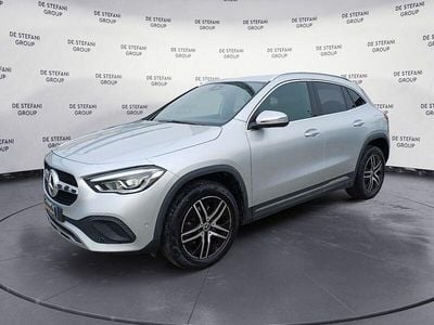 Usata Mercedes GLA200 150 CV (110 kW) 2023 Argento iridio SUV