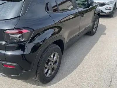 Nuova Jeep Avenger Longitude 101 CV (74 kW) 2025 Nero SUV