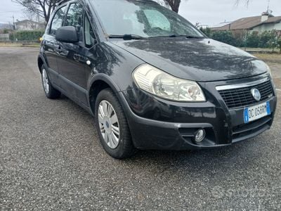 Usata Fiat Sedici 120 CV (88 kW) 2006 Nero SUV