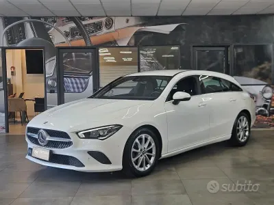 Usata Mercedes CLA200 Shooting Brake 150 CV (110 kW) 2021 Bianco Station wagon