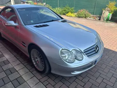 Begagnad Mercedes SL500 306 HK (225 kW) 2002 Silver Cab