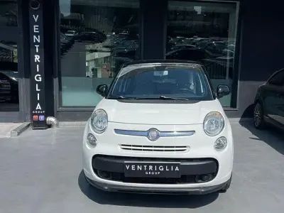 Begagnad Fiat 500L Lounge 95 HK (69 kW) 2012 Minibuss