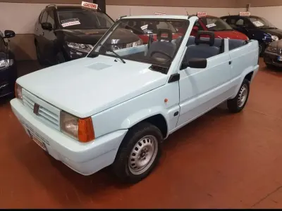 Usata Fiat Panda Young 54 CV (39 kW) 2001 Azzurro Cabrio
