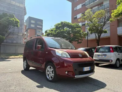 Usata Fiat Qubo Trekking 95 CV (69 kW) 2010 Rosso Monovolume
