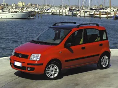 Usado Fiat Panda Dynamic 60 CV (44 kW) 2007 Gris Utilitario