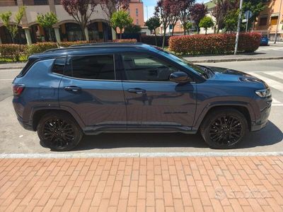 Usata Jeep Compass 240 CV (176 kW) 2022 Blu SUV