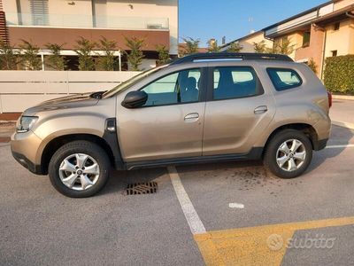 usata Dacia Duster 1.6 SCe 4x2 Comfort impianto GPL a €