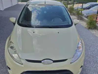 Usata Ford Fiesta Titanium 95 CV (69 kW) 2009 Berlina