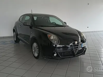 Usata Alfa Romeo MiTo Distinctive 85 CV (62 kW) 2014 Nero Utilitaria