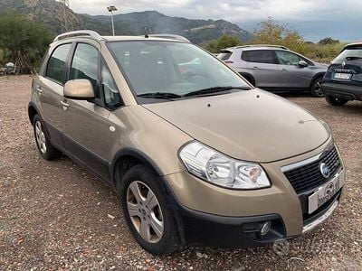 Usata Fiat Sedici Dynamic 119 CV (87 kW) 2006 Beige SUV