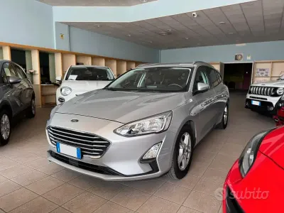Usata Ford Focus Titanium 120 CV (88 kW) 2019 Grigio Berlina