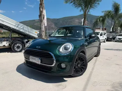 Usata Mini One D 95 CV (69 kW) 2017 Verde Utilitaria