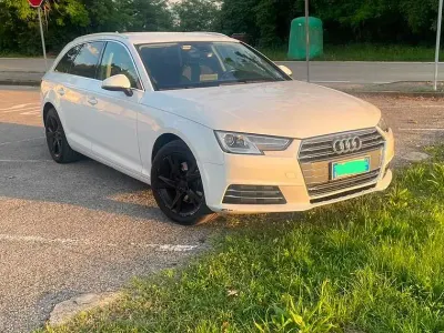 Usata Audi A4 Business 150 CV (110 kW) 2016 Bianco Station wagon