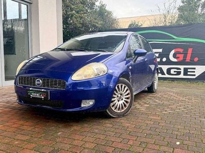 Usata Fiat Grande Punto Dynamic 90 CV (66 kW) 2006 Blu/azzurro Utilitaria