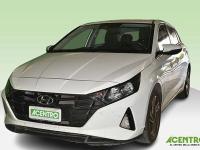 Usata Hyundai i20 83 CV (61 kW) 2022 Bianco Utilitaria
