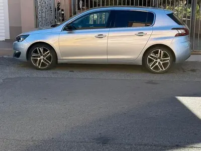 Usata Peugeot 308 116 CV (85 kW) 2014 Grigio Berlina