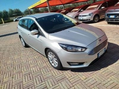 Usata Ford Focus Titanium 120 CV (88 kW) 2016 Grigio Station wagon