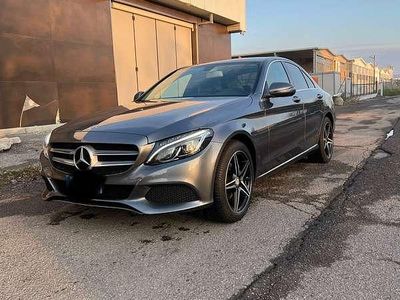 Usata Mercedes C220 170 CV (125 kW) 2016 Grigio Berlina