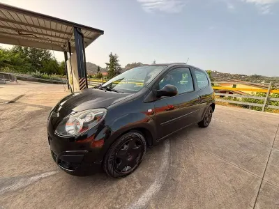 Usata Renault Twingo LE 64 CV (47 kW) 2009 Nero Utilitaria