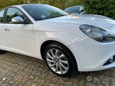 Usata Alfa Romeo Giulietta 120 CV (88 kW) 2018 Bianco Utilitaria