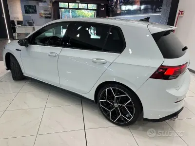 Usata VW Golf VIII GTD 200 CV (147 kW) 2021 Bianco pastello Berlina