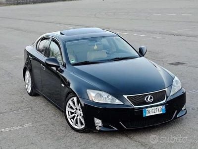 Lexus IS220d