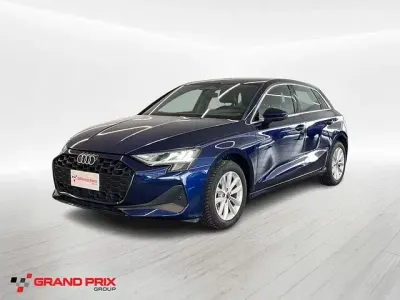 Usata Audi A3 Business 116 CV (85 kW) 2025 Blu Berlina