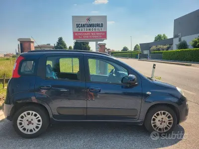 Usata Fiat Panda Easy 69 CV (50 kW) 2015 Blu Utilitaria