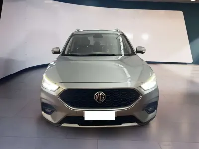 Usata MG ZS Luxury 106 CV (77 kW) 2023 Argento SUV