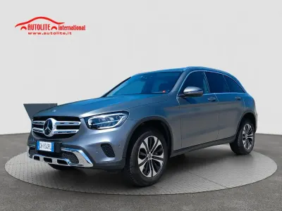 Usata Mercedes GLC300 Business 211 CV (155 kW) 2021 Giallo SUV