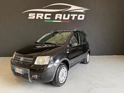 Usata Fiat Panda 4x4 Climbing 60 CV (44 kW) 2007 Nero Utilitaria