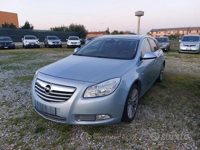 Usata Opel Insignia Cosmo 140 CV (102 kW) 2013 Grigio Station wagon